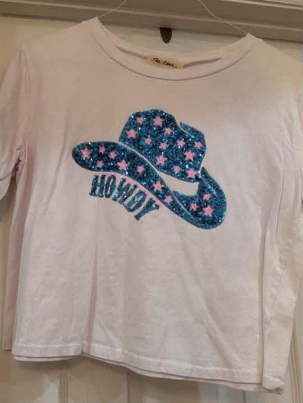 Women’s White short-Sleeve Tee with Blue Glitter Cowboy Hat - Howdy